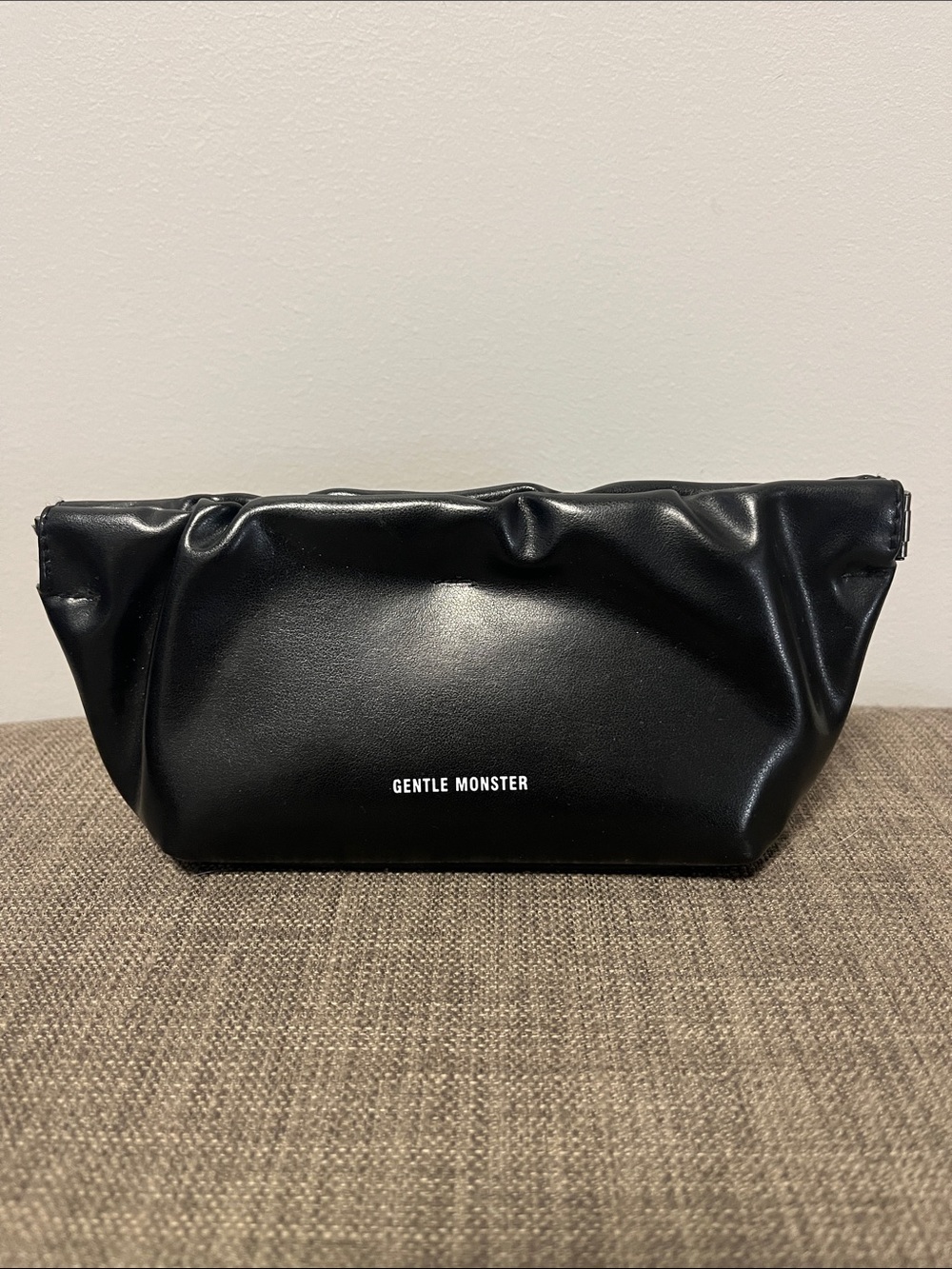 GENTLE MONSTER Black Pouch